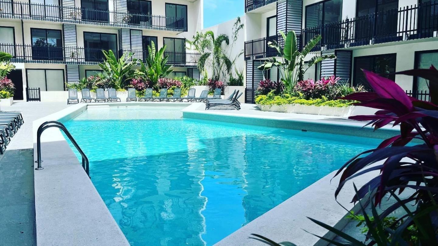 Urban Towers Playa Del Carmen Apartamento Exterior foto